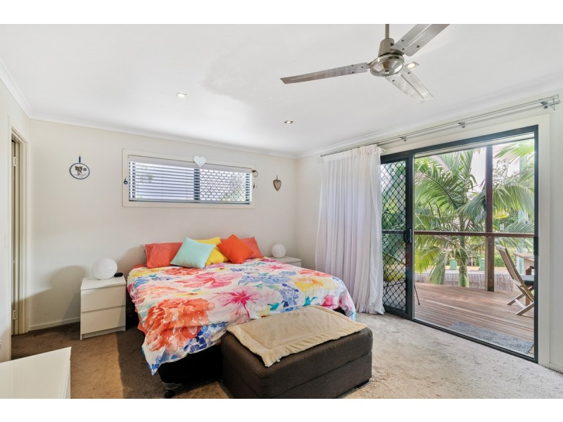 2/23 Olivine Street, Cooroy QLD 4563