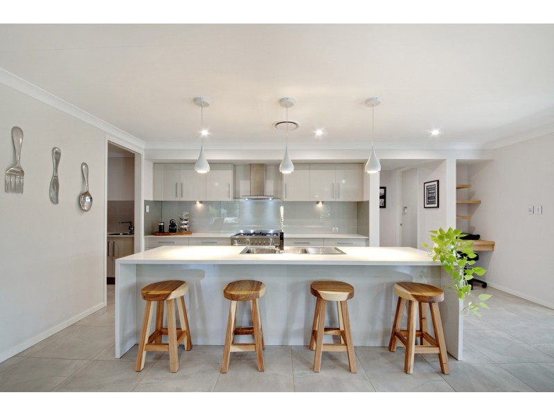 24 Limetree Lane, Pomona QLD 4568