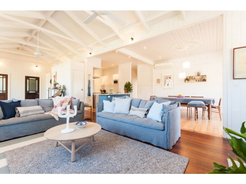 306 Louis Bazzo Drive, Pomona QLD 4568