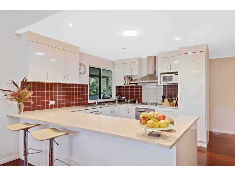 27 Topaz Street, Cooroy QLD 4563