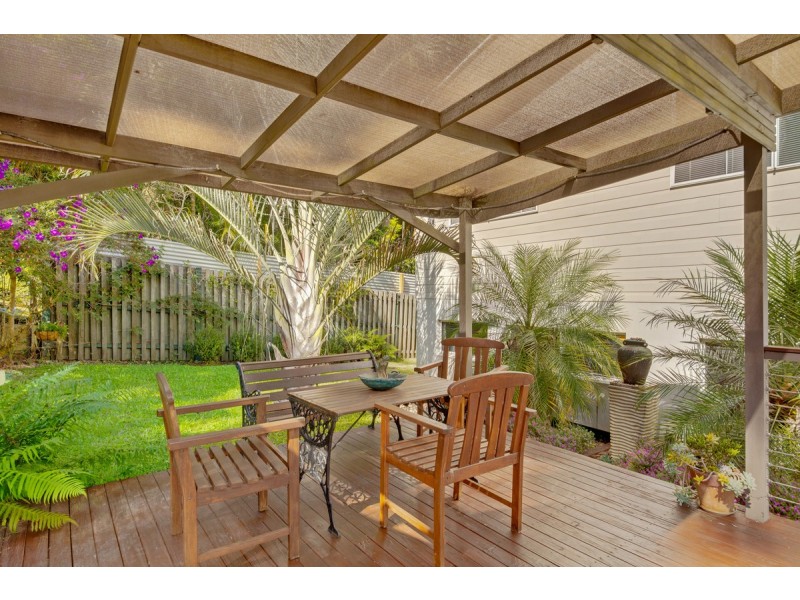 27 Topaz Street, Cooroy QLD 4563