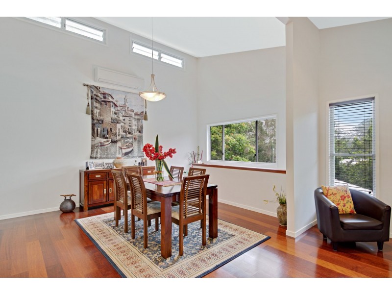 27 Topaz Street, Cooroy QLD 4563