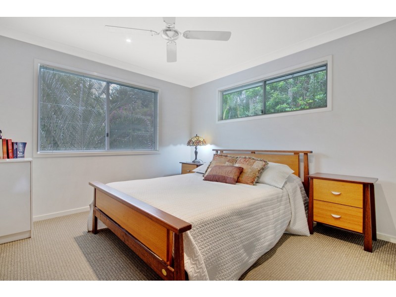 27 Topaz Street, Cooroy QLD 4563