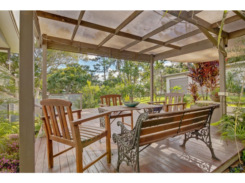 27 Topaz Street, Cooroy QLD 4563