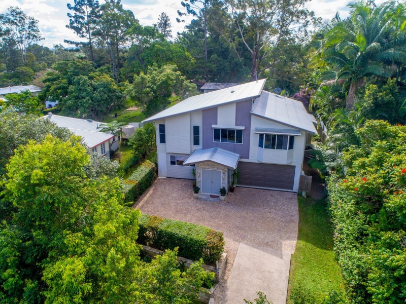 27 Topaz Street, Cooroy QLD 4563