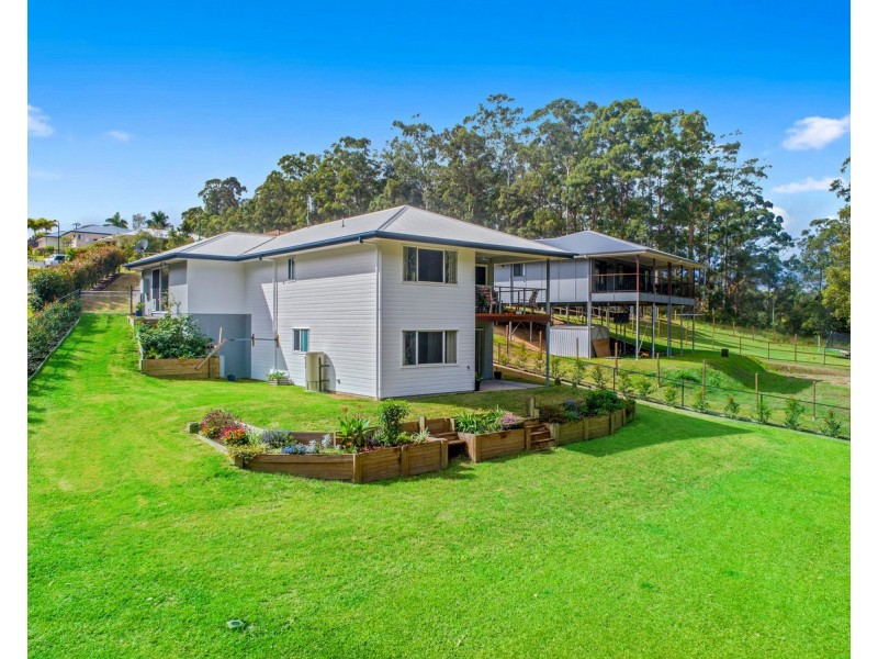14 Whistler Way, Pomona QLD 4568