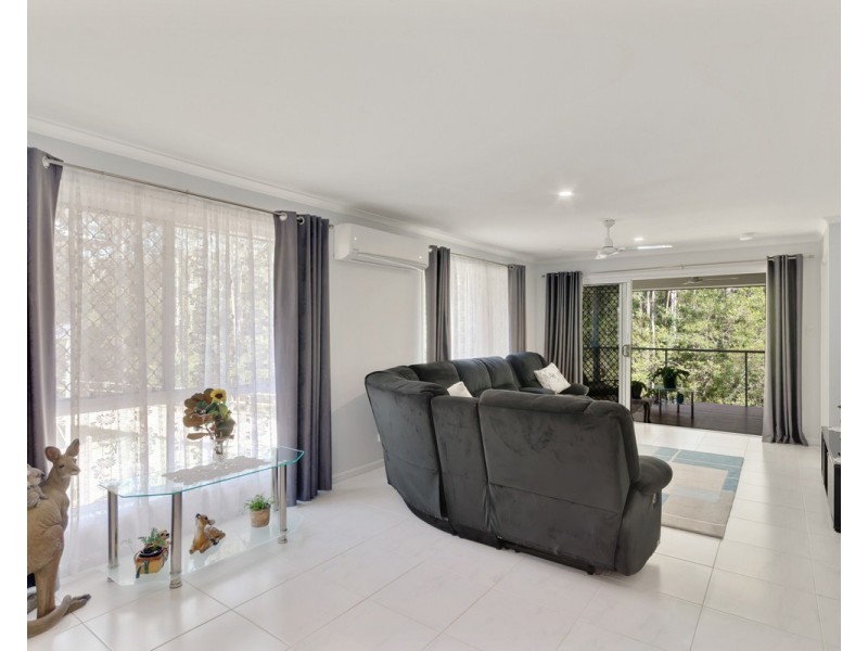 14 Whistler Way, Pomona QLD 4568