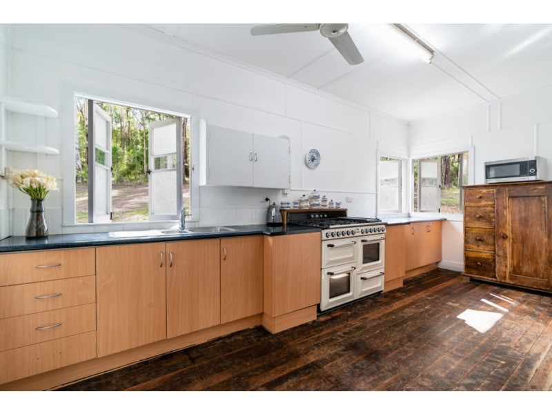 42a Pottery Street, Pomona QLD 4568