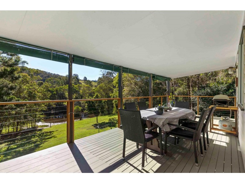 396 Coles Creek Road, Cooran QLD 4569