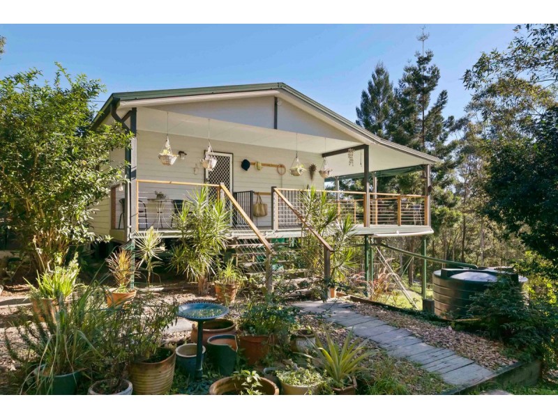 396 Coles Creek Road, Cooran QLD 4569