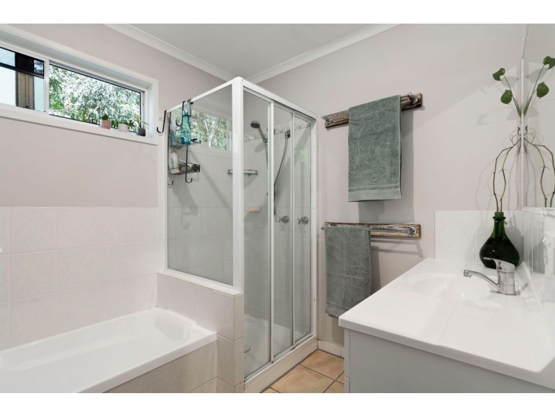 396 Coles Creek Road, Cooran QLD 4569