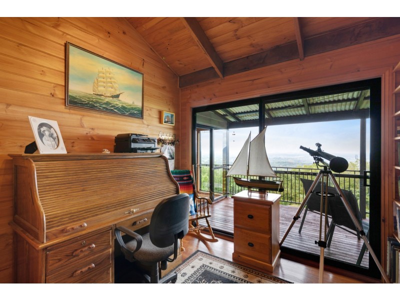 301 Tablelands Road, Cooran QLD 4569