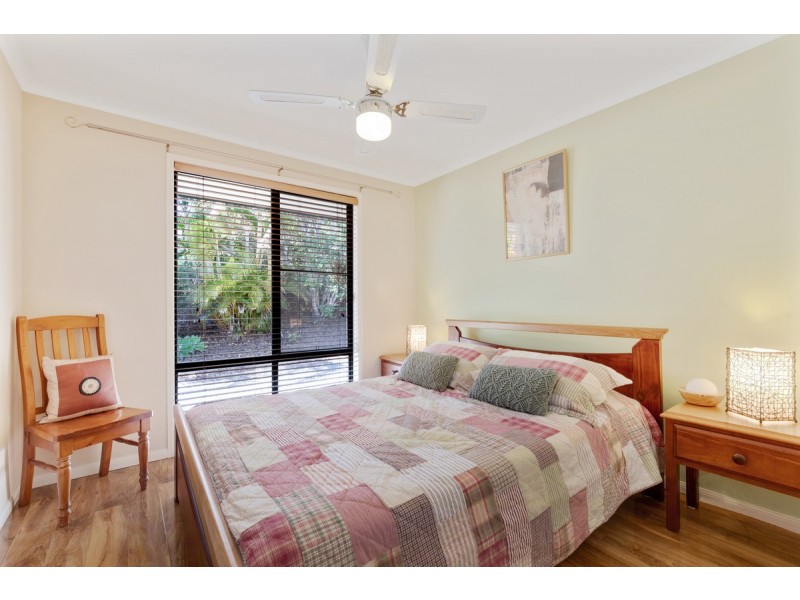 12 Sallwood Court, Pinbarren QLD 4568