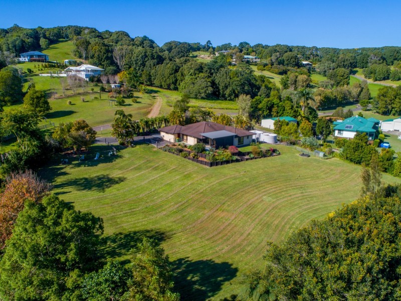 12 Sallwood Court, Pinbarren QLD 4568