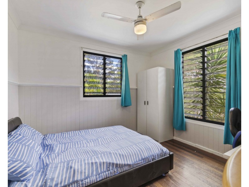 6 Albert Street, Cooran QLD 4569