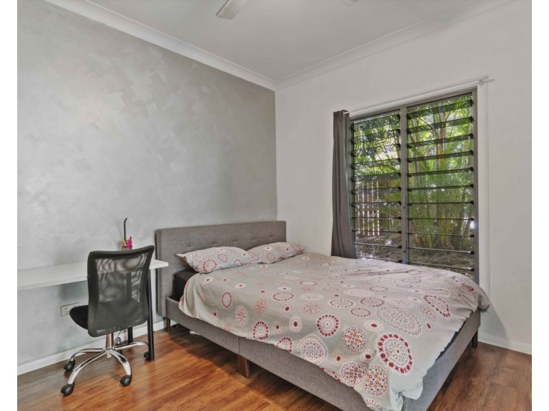 6 Albert Street, Cooran QLD 4569