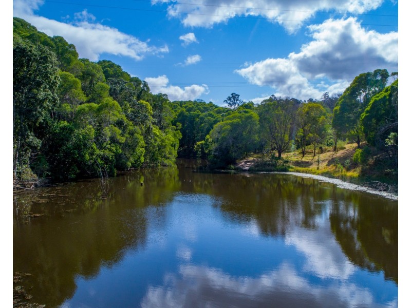 10 Brush Box La, Federal QLD 4568