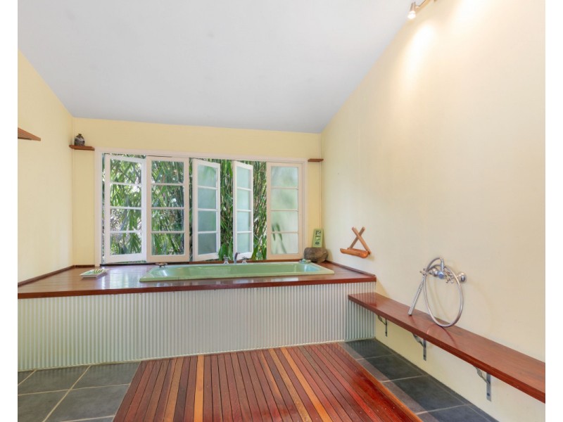 10 Brush Box La, Federal QLD 4568