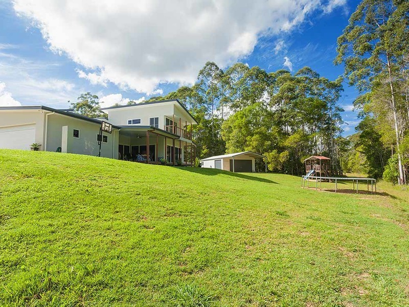 11 Friarbird Place, Pomona QLD 4568