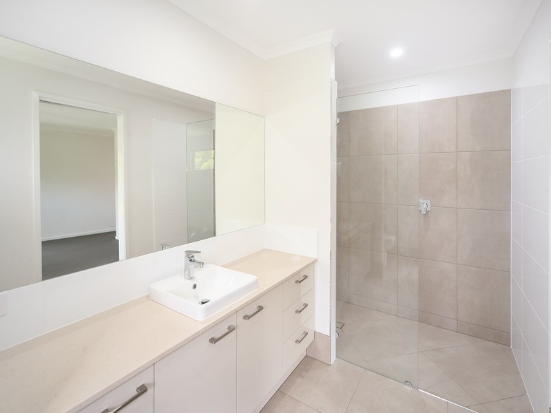 14 Friarbird Place, Pomona QLD 4568