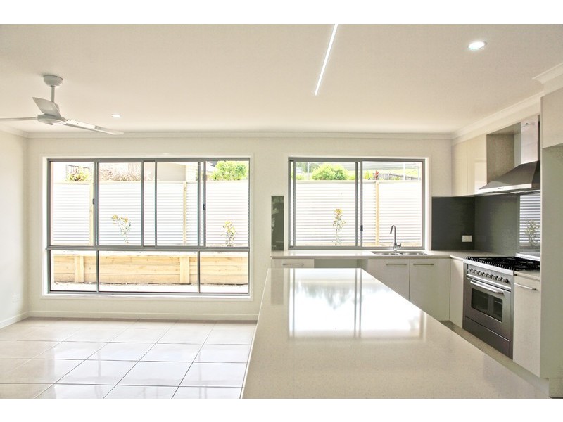 14 Friarbird Place, Pomona QLD 4568