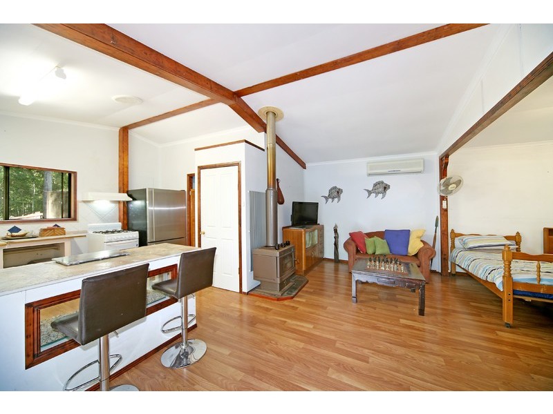 834 Cootharaba Rd, Cootharaba QLD 4565