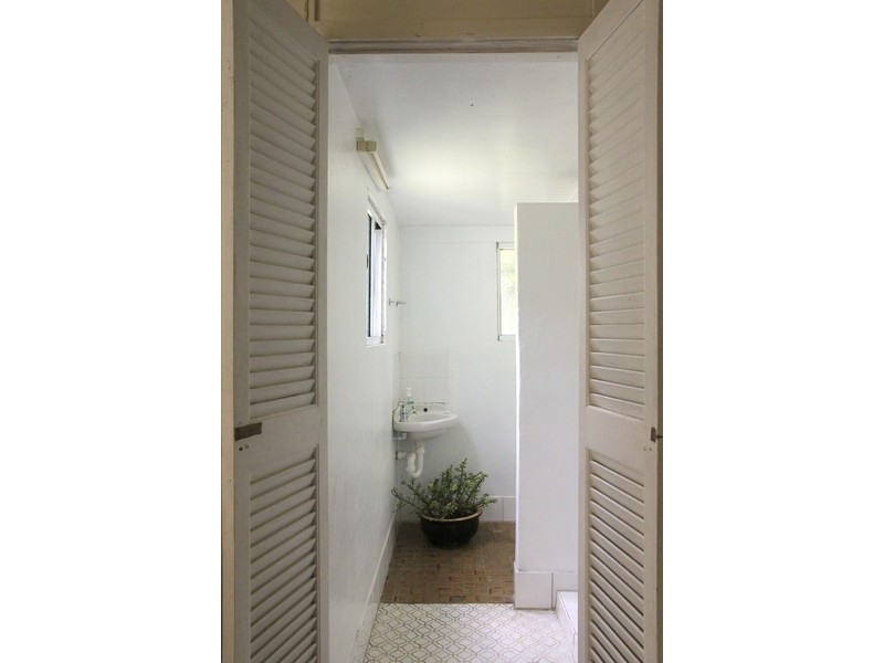 1 Pine St, Pomona QLD 4568