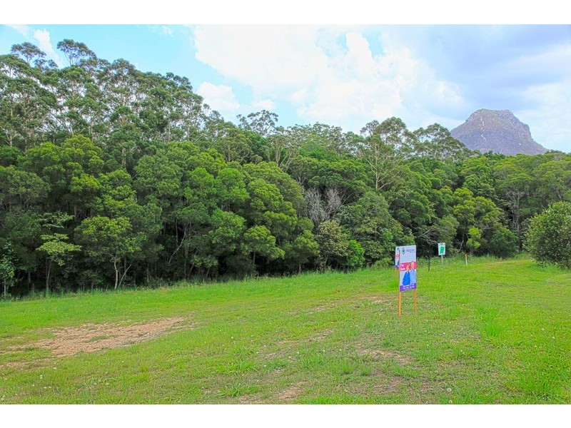 13 Friarbird Place, Pomona QLD 4568