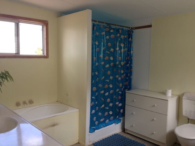 303 Tablelands Road, Cooran QLD 4569