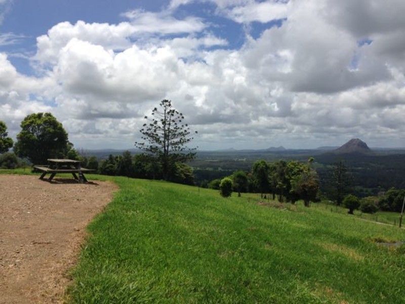 303 Tablelands Road, Cooran QLD 4569