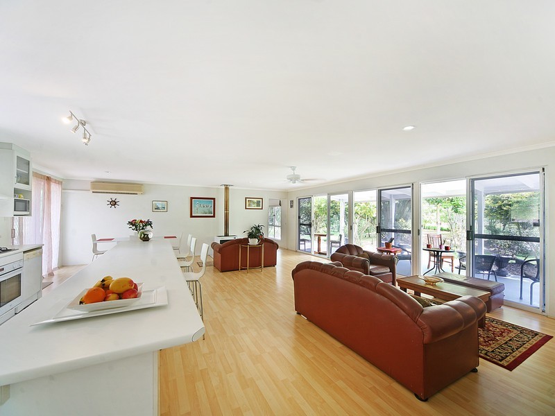 7 Martin St, Cooran QLD 4569