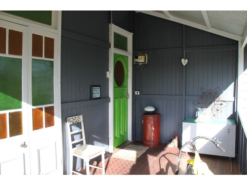 24 Queen St, Cooran QLD 4569