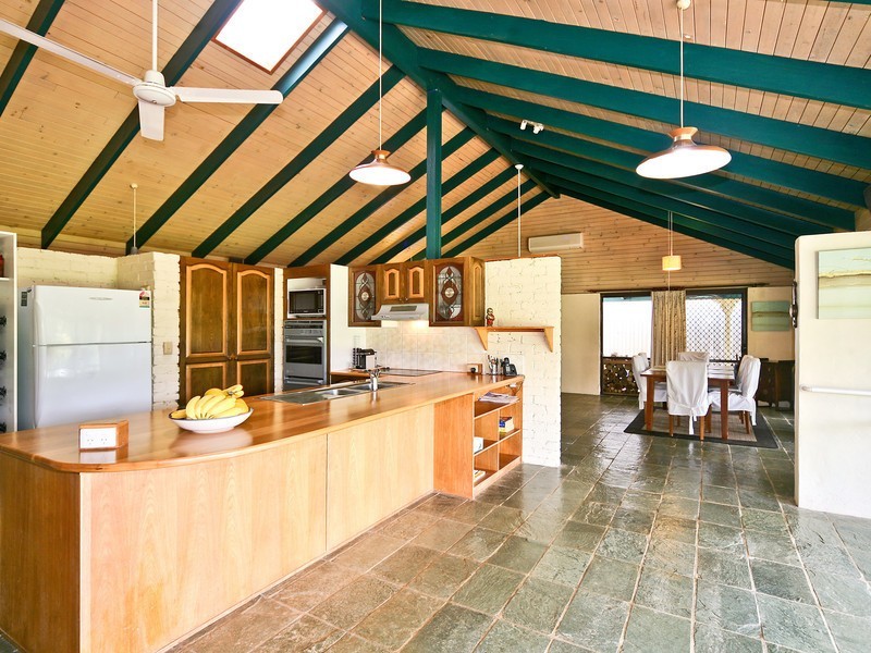 19 Mountain View Road, Pinbarren QLD 4568