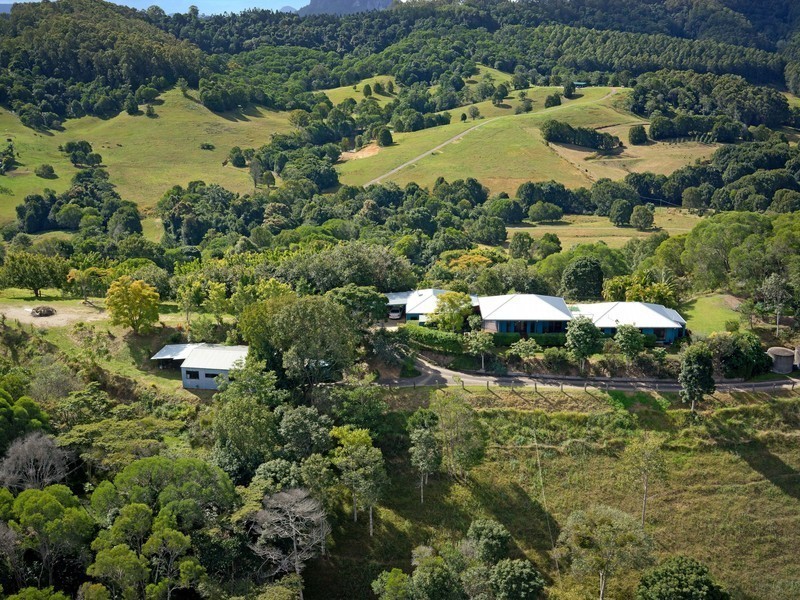 Federal QLD 4568