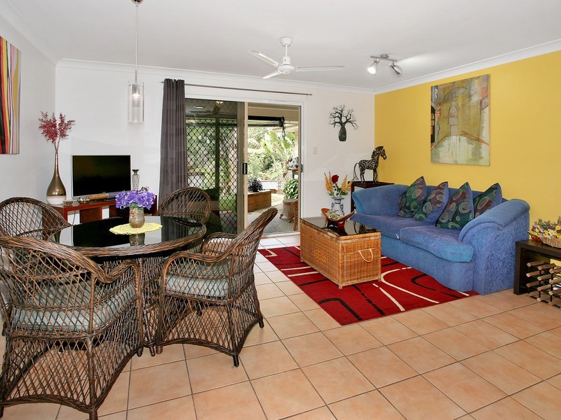 22 Mountain Street, Pomona QLD 4568