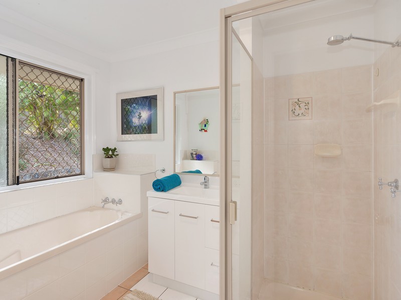 22 Mountain Street, Pomona QLD 4568