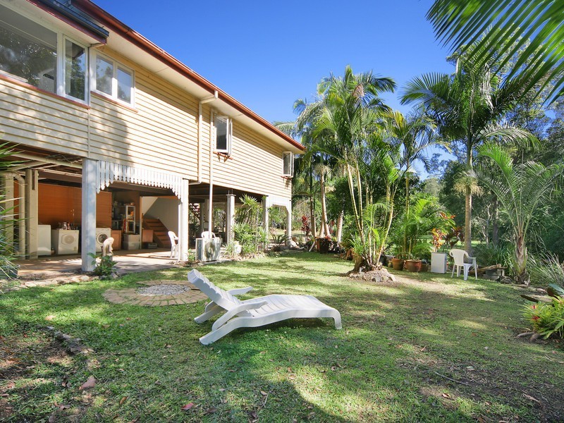 6 Railway Road, Cooran QLD 4569