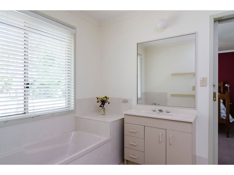 59 Killawarra Road, Lake Macdonald QLD 4563