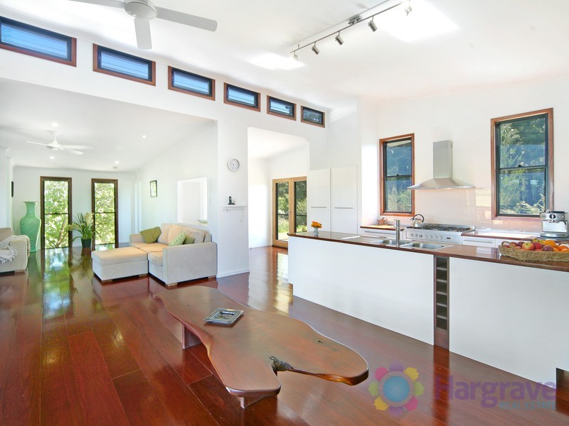 328 Upper Pinbarren Creek Road, Pinbarren QLD 4568