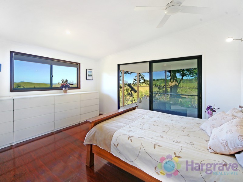 328 Upper Pinbarren Creek Road, Pinbarren QLD 4568