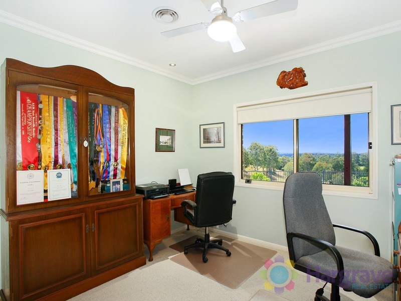 49 Lake Ridge Court, Lake Macdonald QLD 4563