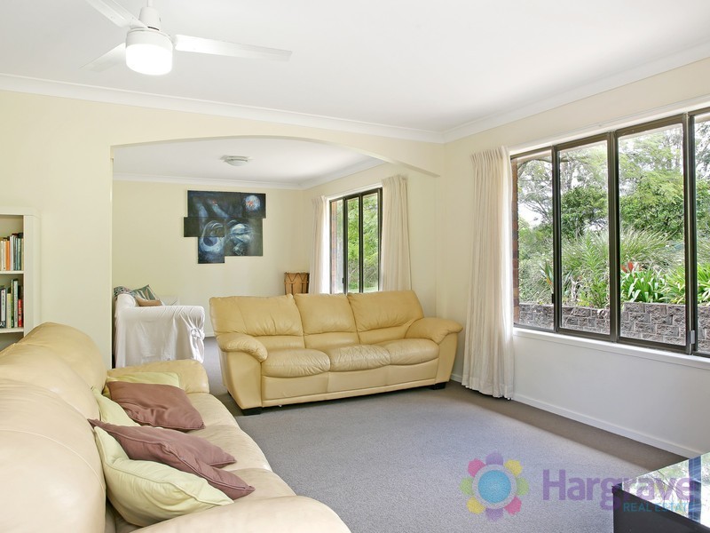 90 Upper Pinbarren Creek Road, Pinbarren QLD 4568