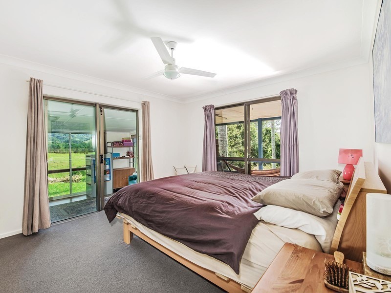 90 Upper Pinbarren Creek Road, Pinbarren QLD 4568