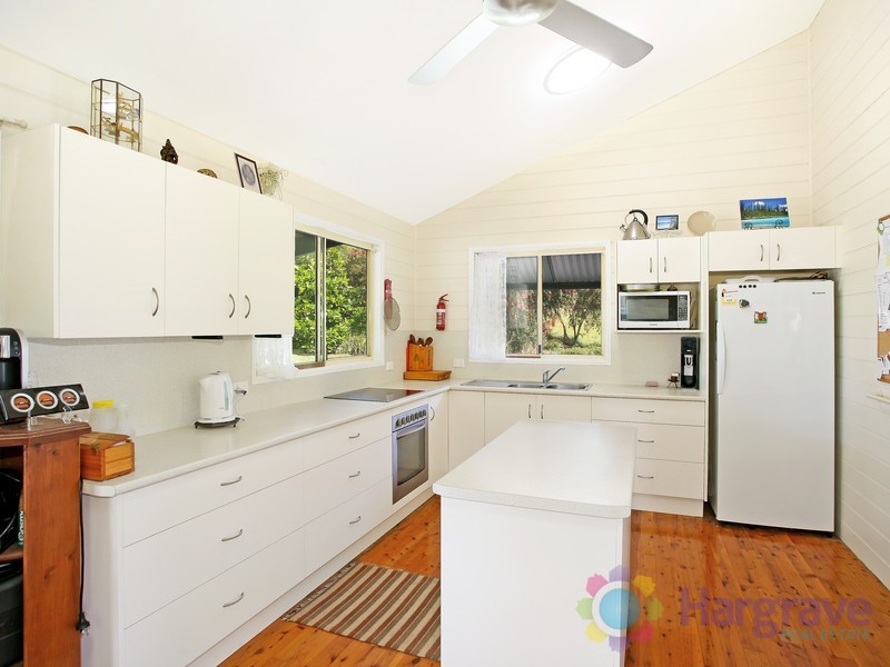 75 Hawk Road, Pomona QLD 4568