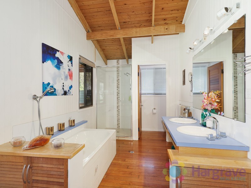 12 Tanglewood Close, Pomona QLD 4568