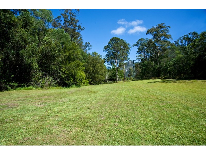 103 Pioneer Road, Pomona QLD 4568