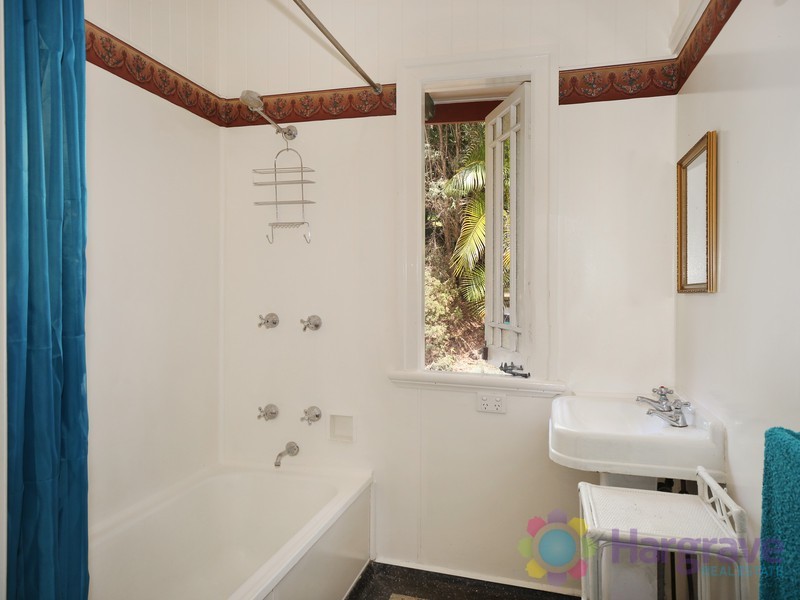 34 Sallwood Court, Pinbarren QLD 4568