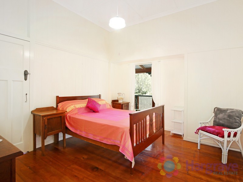 34 Sallwood Court, Pinbarren QLD 4568