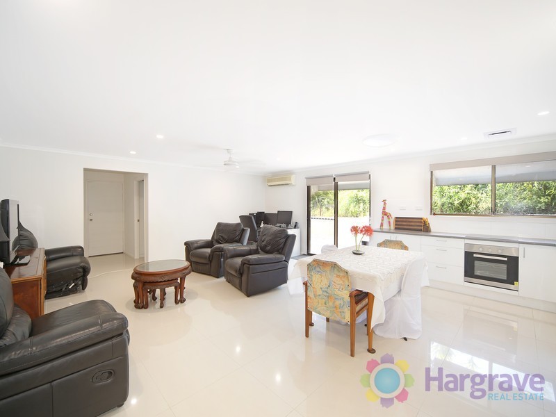 52 Summit Road, Pomona QLD 4568