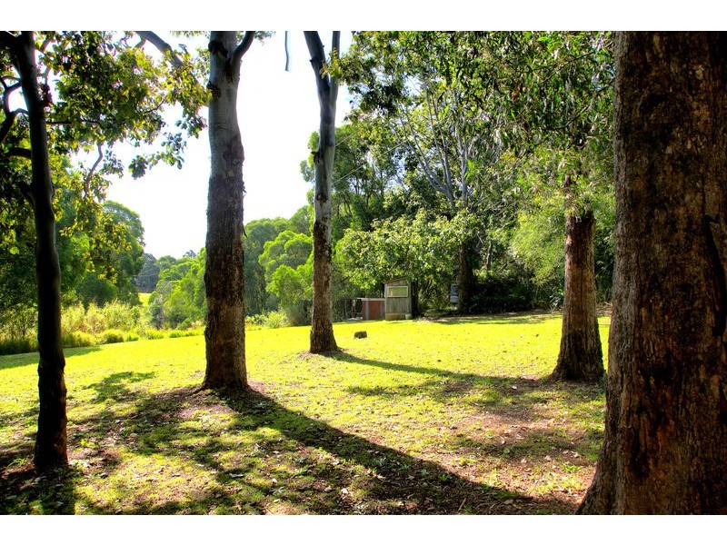 180 Coles Creek Road, Cooran QLD 4569